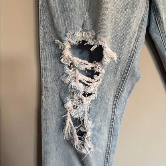 Old Navy Blue Boyfriend Jeans Distressed Style - Picture 4 of 9